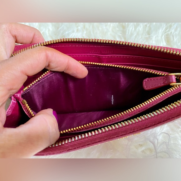 Miu Miu zippered wallet - Picture 12 of 14